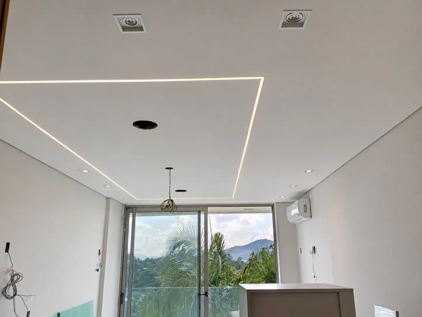 Perfil de LED em teto de gesso Joinville